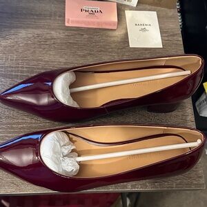 Femstep Burgundy Women's Heels New without tags